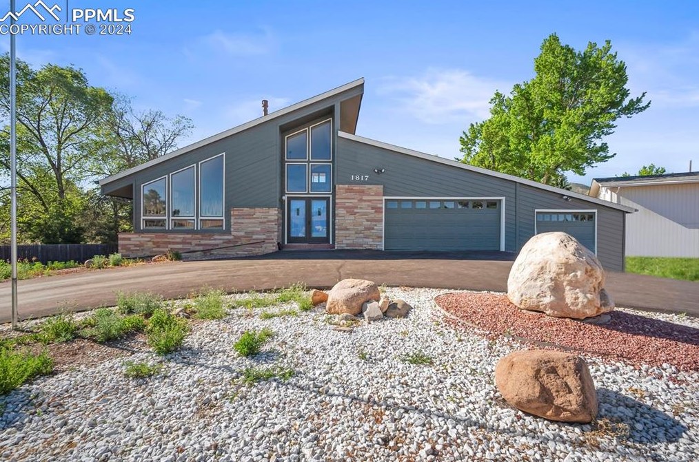 1817 Hercules Dr, Colorado Springs, CO 80905-7124