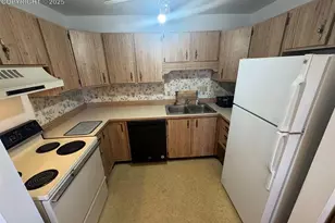 434 Valley Hi Cir, Colorado Springs, CO 80910 - Photo 6