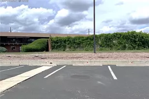 434 Valley Hi Cir, Colorado Springs, CO 80910 - Photo 30