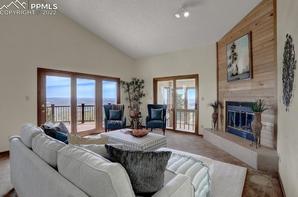 1610 Gold Camp Rd, Colorado Springs CO 80906-5817 exterior