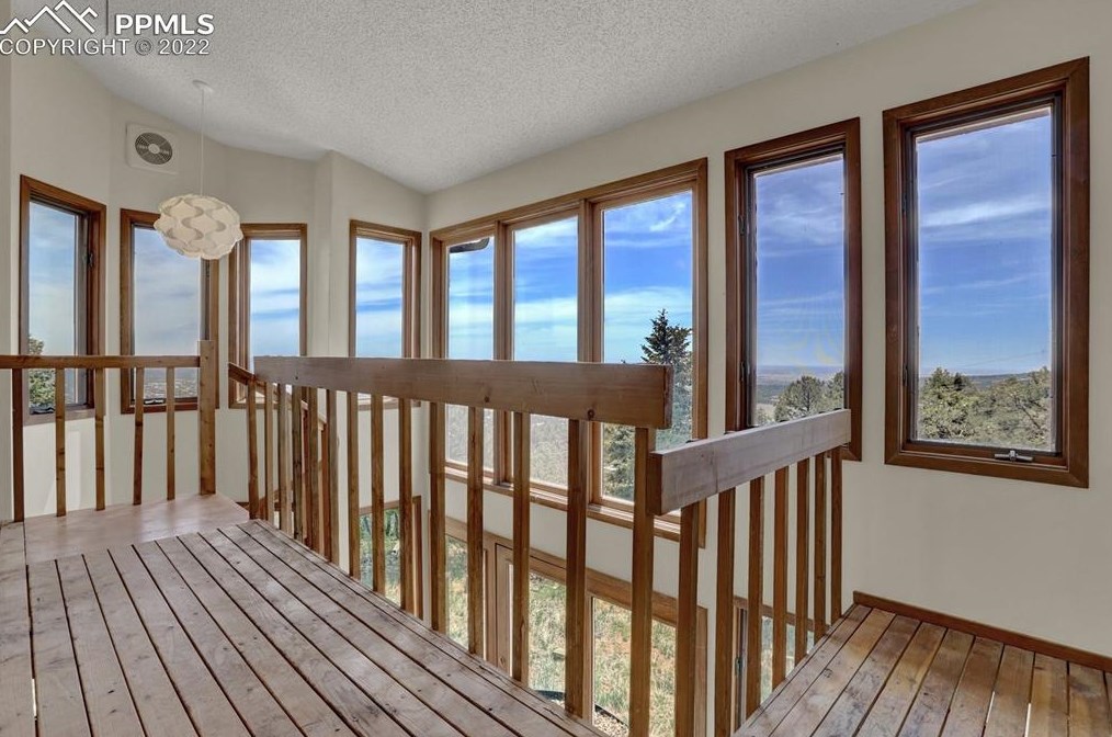 1610 Gold Camp Rd, Colorado Springs CO 80906-5817 exterior