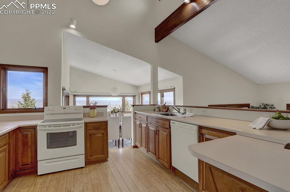 1610 Gold Camp Rd, Colorado Springs CO 80906-5817 exterior