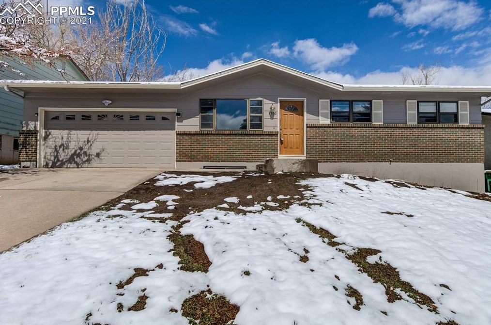3360 El Canto Dr, Colorado Springs, CO 80918-2241