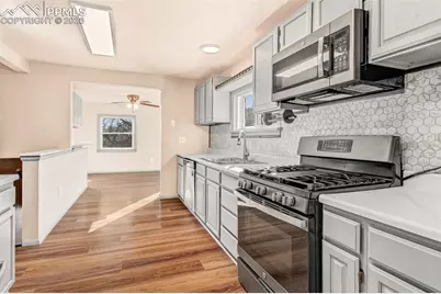 107 Oak Place, Manitou Springs, CO 80829 - Photo 12