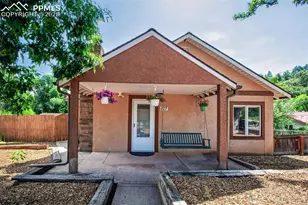 107 Oak Pl, Manitou Springs, CO 80829 - Photo 1