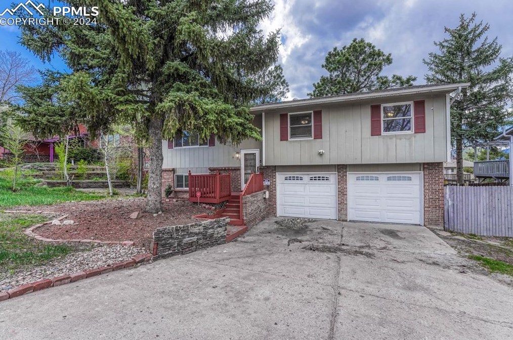 6530 Brook Park Dr, Colorado Springs, CO 80918