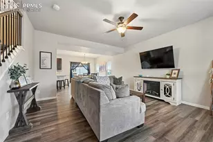 8121 Burl Wood Dr, Colorado Springs, CO 80908 - Photo 4