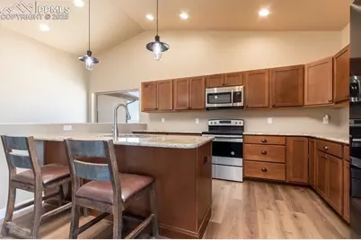 1075 E Buffalo Bill Lane, Pueblo West, CO 81007 - Photo 8