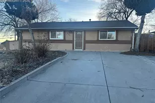 405 Mono Pl, Colorado Springs, CO 80910 - Photo 2