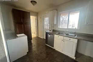 405 Mono Pl, Colorado Springs, CO 80910 - Photo 8