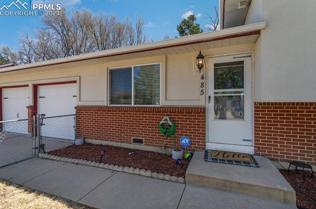 485 Cielo Vista St, Colorado Springs, CO 80911-2410
