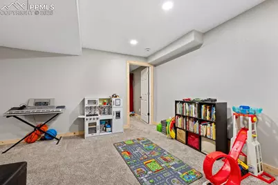 965 N Cimarron Drive, Pueblo, CO 81007 - Photo 22