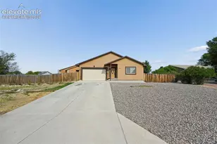 645 S Greenway Ave, Pueblo, CO 81007 - Photo 2