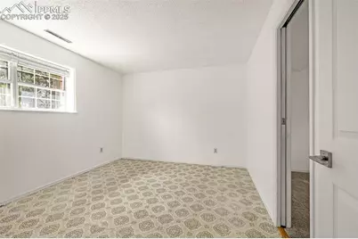 4470 Beaumont Road, Colorado Springs, CO 80916 - Photo 32