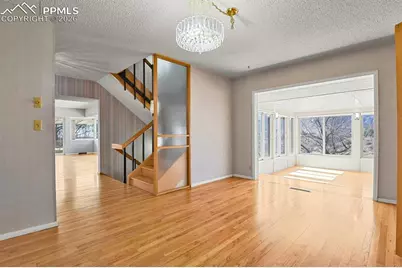 2240 Mesa Road, Colorado Springs, CO 80904 - Photo 6