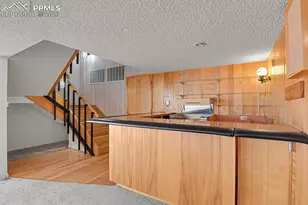 2240 Mesa Rd, Colorado Springs, CO 80904 - Photo 28