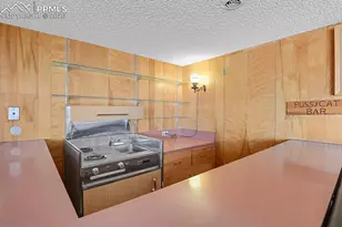 2240 Mesa Rd, Colorado Springs, CO 80904 - Photo 30