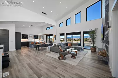 5425 Schaefer Lane, Pueblo, CO 81004 - Photo 4