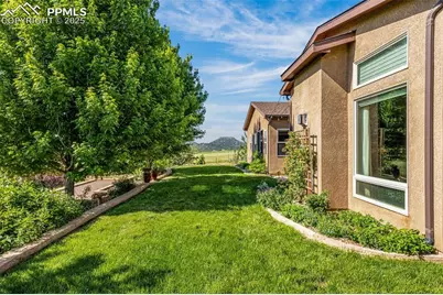 11784 Spruce Mountain Road, Larkspur, CO 80118 - Photo 34