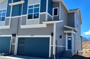 718 Belleza Vw, Colorado Springs, CO 80907 - Photo 2