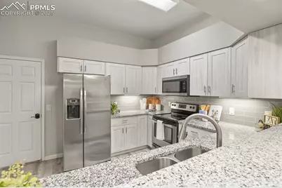 6868 Los Reyes Circle, Colorado Springs, CO 80918 - Photo 14