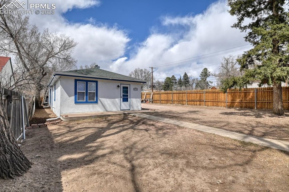 830 Alexander Rd, Colorado Springs, CO 80909-4808