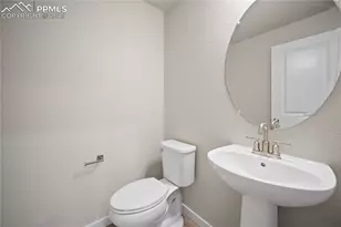 9162 Golden Buffs Dr, Colorado Springs, CO 80925 - Photo 8