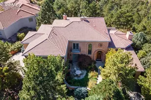 4896 Stonehill Rd, Colorado Springs, CO 80918 - Photo 2