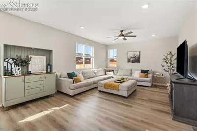 10482 Rolling Peaks Drive, Peyton, CO 80831 - Photo 4