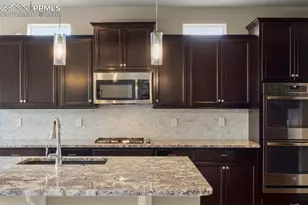 7215 Rim Bluff Ln, Colorado Springs, CO 80927 - Photo 18