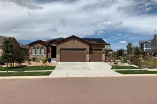 7215 Rim Bluff Ln, Colorado Springs, CO 80927 - Photo 2