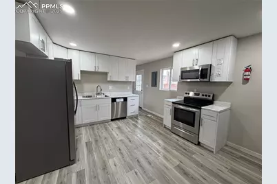 6 Arrawanna Street, Colorado Springs, CO 80909 - Photo 8