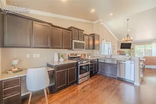 6708 Issaquah Dr, Colorado Springs, CO 80923 - Photo 10