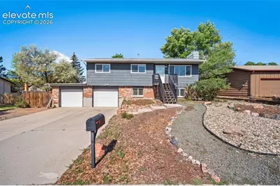 4140 Tulip Way, Colorado Springs, CO 80907 - Photo 4