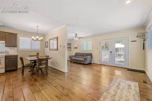 2212 W Bijou St, Colorado Springs, CO 80904 - Photo 10