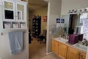 7258 Bonnie Brae Ln, Colorado Springs, CO 80922 - Photo 8