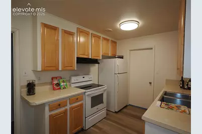 722 N Thirty First Street, Colorado Springs, CO 80904 - Photo 8