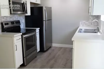 3135 Starlight Circle, Colorado Springs, CO 80916 - Photo 6