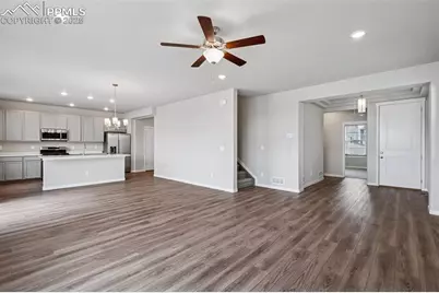 5168 Roundhouse Drive, Colorado Springs, CO 80925 - Photo 10