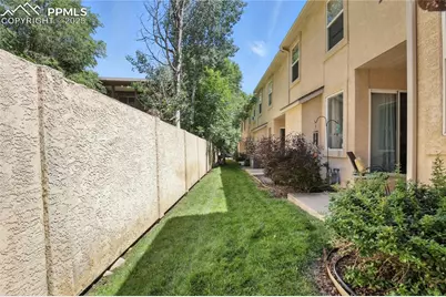 164 Creekside Lane, Colorado Springs, CO 80906 - Photo 24