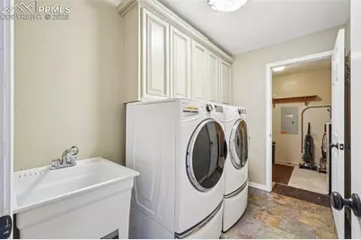 573 Empire Road, Florissant, CO 80816 - Photo 32