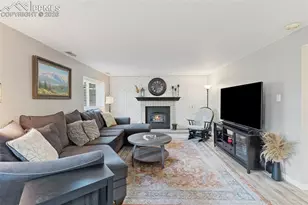 230 Saddlemountain Rd, Colorado Springs, CO 80919 - Photo 12