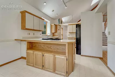 2338 Wood Avenue, Colorado Springs, CO 80907 - Photo 8