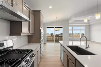 13369 Crooked Hill Drive, Peyton, CO 80831 - Photo 10