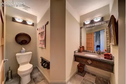 105 Aberdeen Bluff, Pueblo, CO 81004 - Photo 2