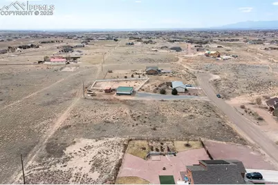 1626 N Billy The Kid Lane, Pueblo, CO 81007 - Photo 4