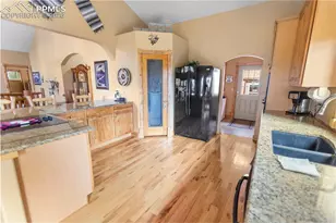 610 Cochetopa Rd, Florissant, CO 80816 - Photo 8