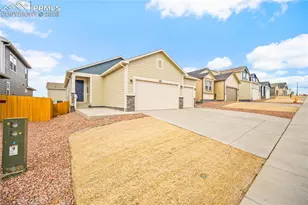 11864 Lost Peak Ln, Colorado Springs, CO 80925 - Photo 2
