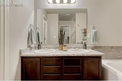 10757 Hidden Prairie Parkway, Fountain, CO 80817 - Photo 32