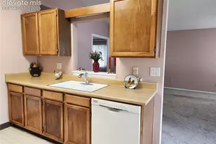 4540 Castlepoint Dr, Colorado Springs, CO 80917 - Photo 6